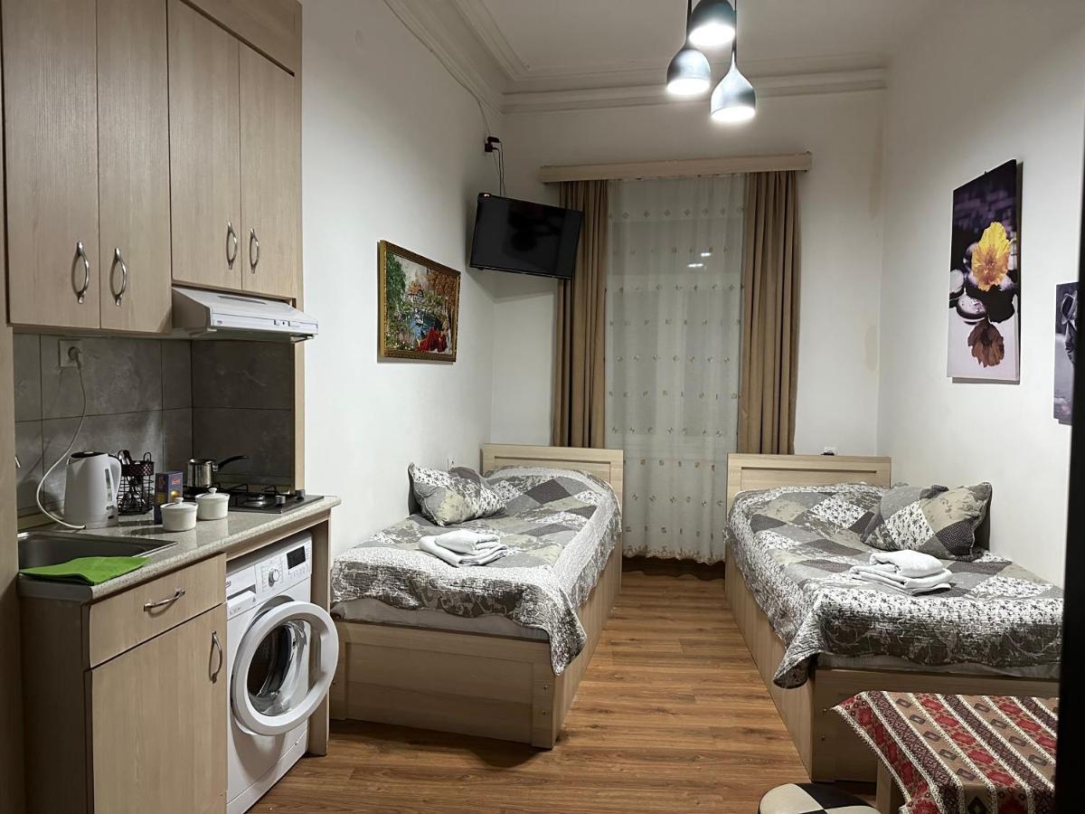 Leselidze Guest House Tbilissi Extérieur photo